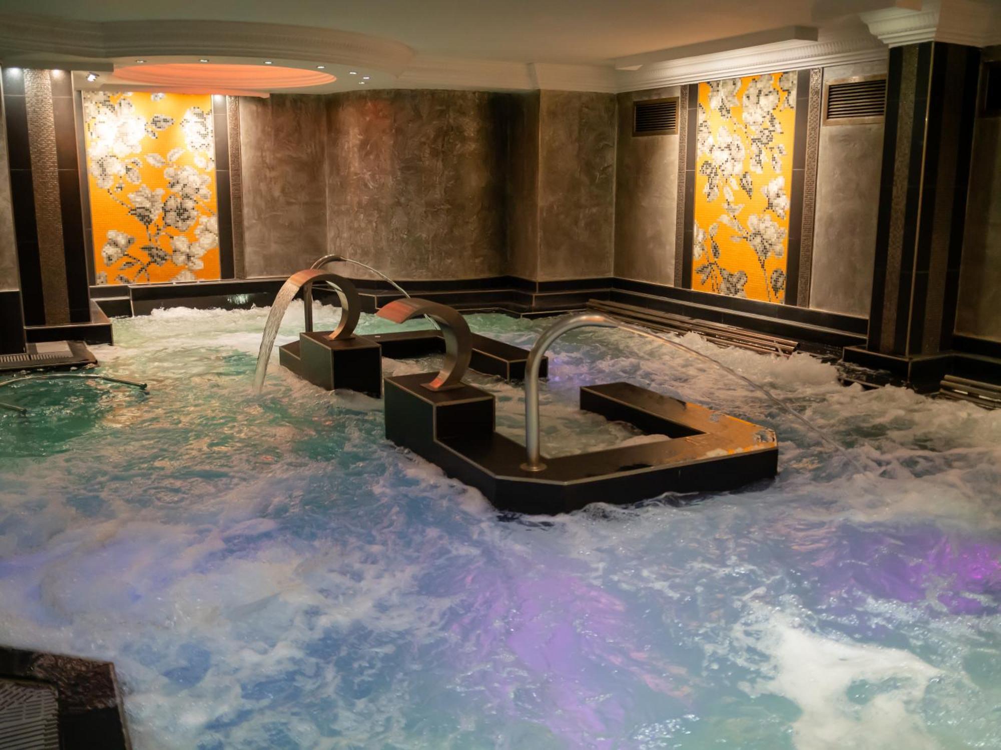 Hotel Princesa Parc Excellence Arinsal Exterior foto The spa at the MGM Grand